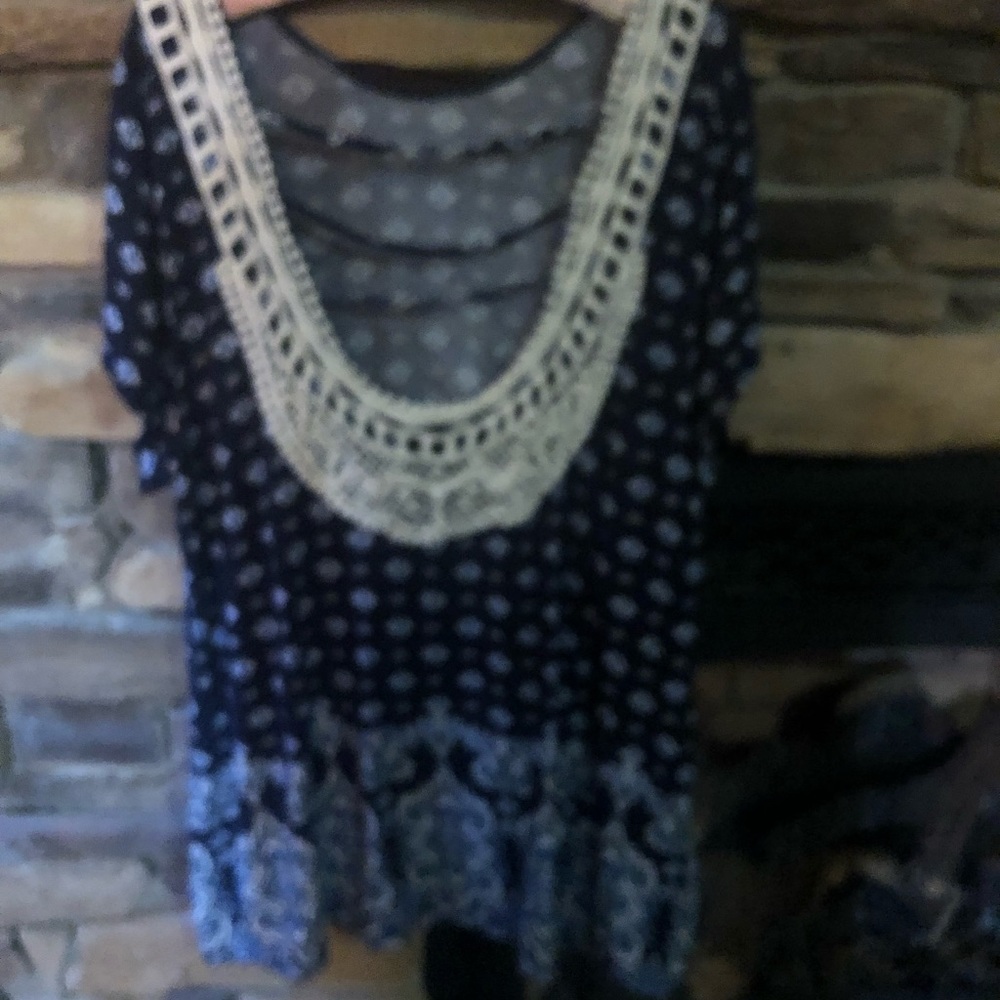 Shirt - Picture 2 of 2